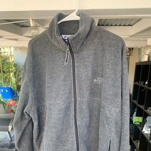 Men’s long sleeve fleece jacket.